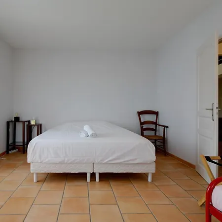 114- Harmonia, 4chambres, Piscine, Clim Apartmán Nîmes