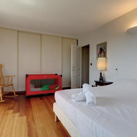 114- Harmonia, 4chambres, Piscine, Clim