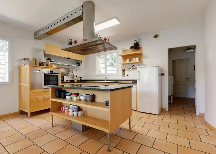 114- Harmonia, 4chambres, Piscine, Clim *