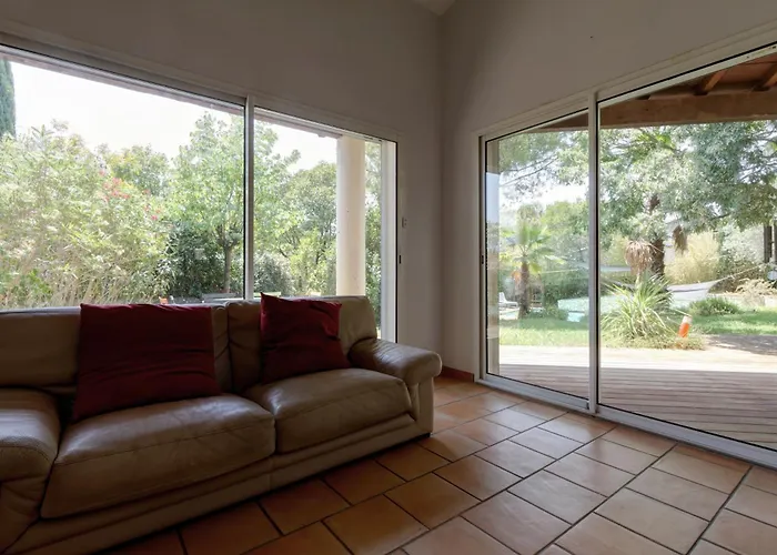 114- Harmonia, 4chambres, Piscine, Clim نيم