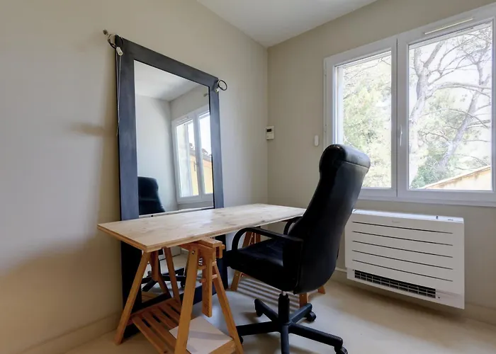 شقة 114- Harmonia, 4chambres, Piscine, Clim نيم