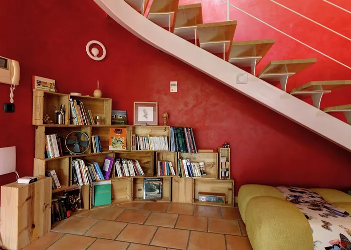 شقة 114- Harmonia, 4chambres, Piscine, Clim نيم