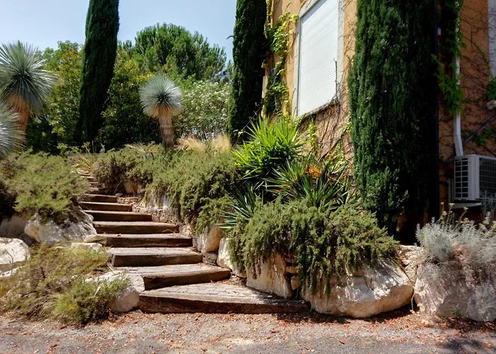 شقة 114- Harmonia, 4chambres, Piscine, Clim نيم